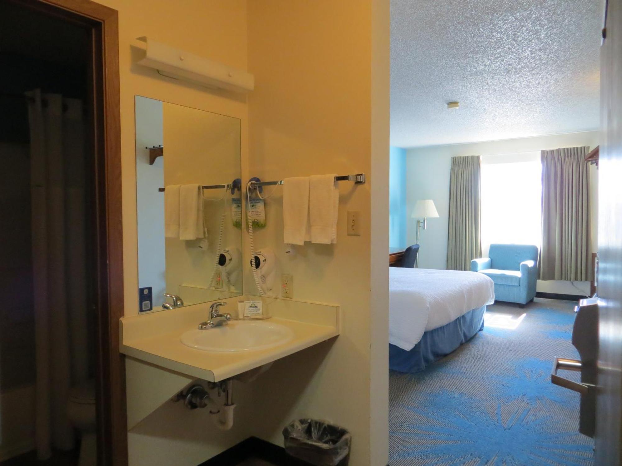 Days By Wyndham Hotel 2*